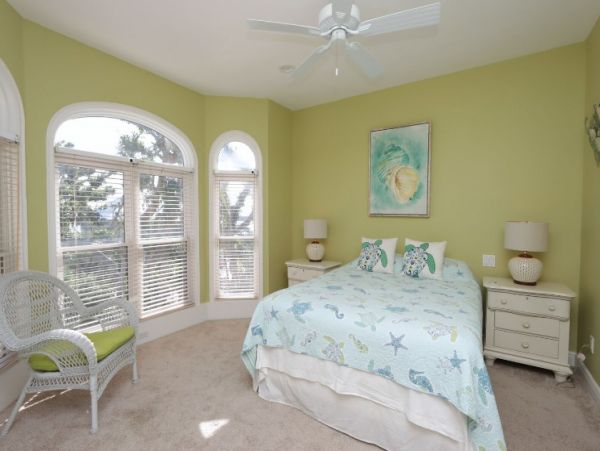 Captiva Island 6 Bedroom Pool Home Elevator & Walk To Beach