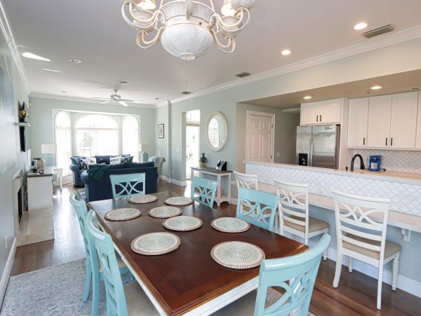 Captiva Island 6 Bedroom Pool Home Elevator & Walk To Beach