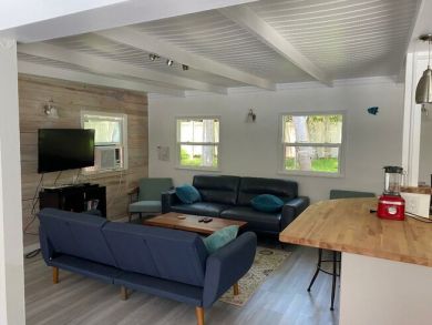 Beautiful Manasota Key Vacation Home Sleeps 6 With Dock