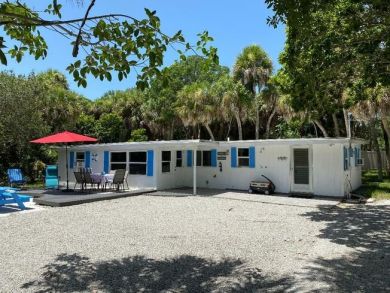 Beautiful Manasota Key Vacation Home Sleeps 6 With Dock
