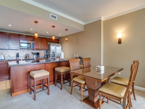Ocean Views Kaanapali Vacation Condo Two Bedrooms Sleeps 6