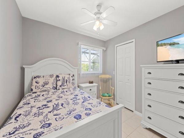 Cape Coral 3 Bedroom Home with Canal Views & Pool Sleeps 6