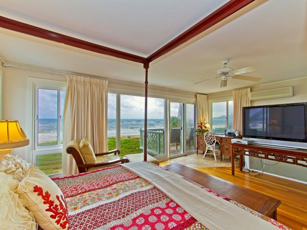 Kailua Beach House with Stunning Ocean Views & Private Pool