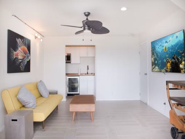 Luxury Honolulu 4 Bedroom Oceanfront Estate Private Beach