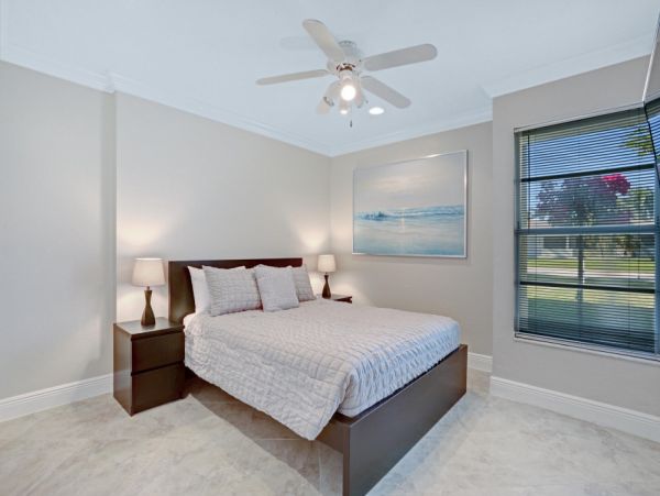 Cape Coral Vacation Home Four Bedrooms Sleeps 8 Canal Views