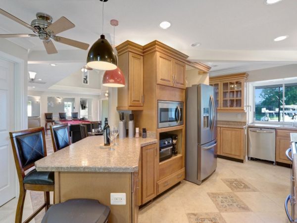 Cape Coral Vacation Home Four Bedrooms Sleeps 8 Canal Views
