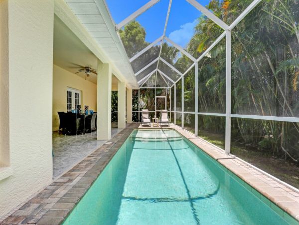 Three Bedroom Rental Home with Private Pool in Cape Coral