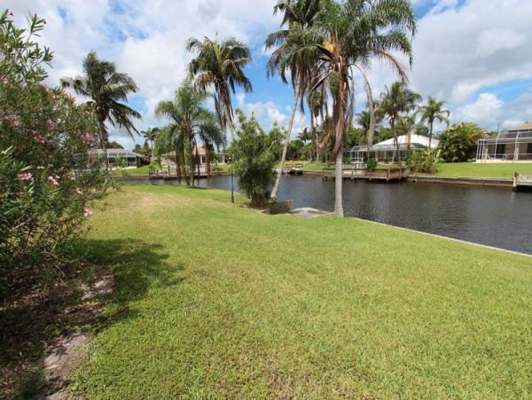 Cape Coral Vacation Home for Rent with Pool & Boat Dock