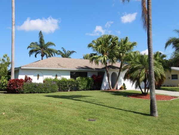 Cape Coral Vacation Home for Rent with Pool & Boat Dock