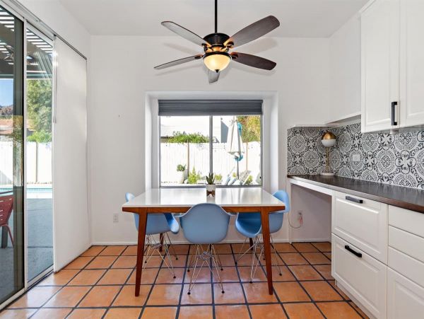 La Quinta 3 Bedroom Home with Deck & Pool