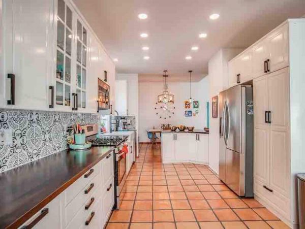 La Quinta 3 Bedroom Home with Deck & Pool
