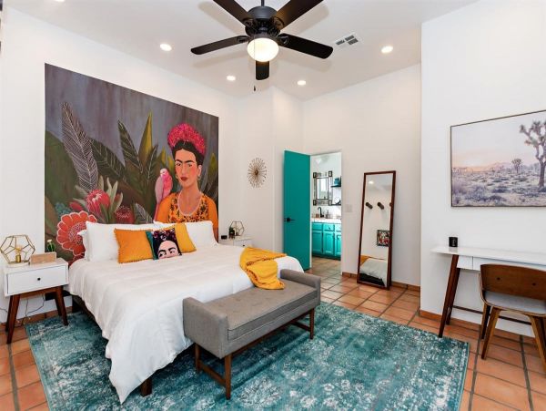La Quinta 3 Bedroom Home with Deck & Pool