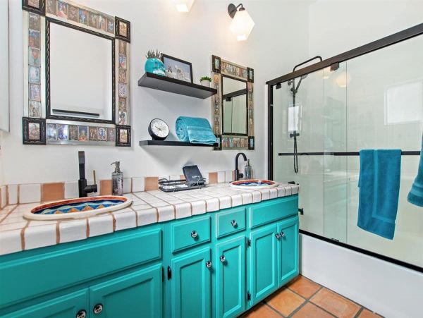 La Quinta 3 Bedroom Home with Deck & Pool