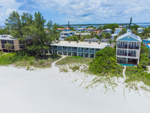 Gulf-Front Ground-Floor 2 Bedroom Condo Sleeps Four Guests