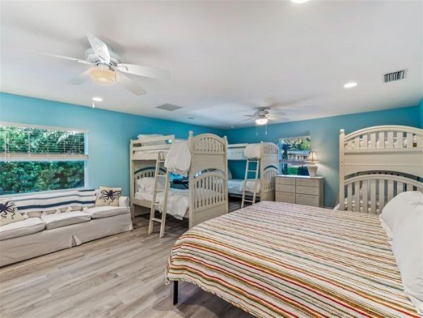 Boca Grande 5 Bedroom Vacation Home Sleeps 16 Walk To Beach