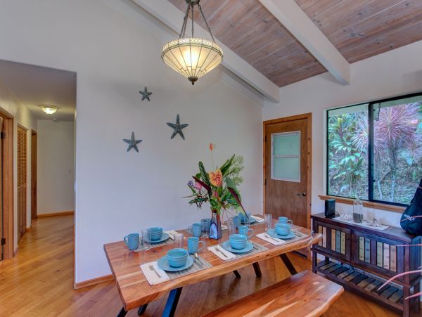 Hilo District Home 1005640