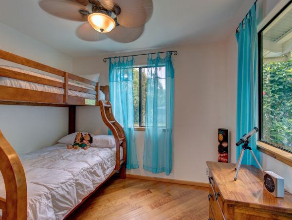 Hilo District Home 1005640