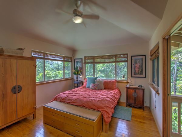Hilo District Home 1005652