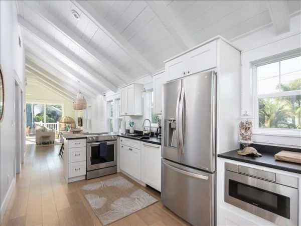 Steps to the Beach Treasure Island Vacation Home 4 Bedrooms