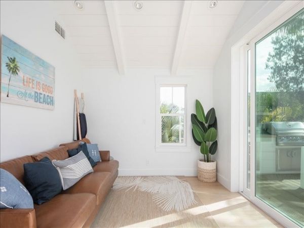 Steps to the Beach Treasure Island Vacation Home 4 Bedrooms