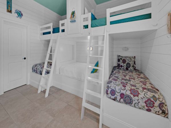 Luxury Miramar Beach 8 Bedroom Vacation Pool Home Sleeps 24