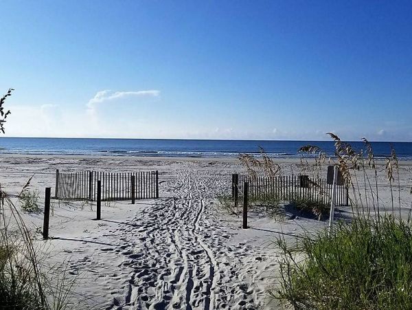 4th House from the Ocean Six Bedroom Vacation Home Sleeps 20