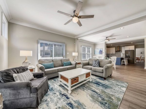 4th House from the Ocean Six Bedroom Vacation Home Sleeps 20