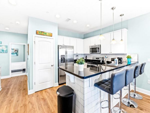 Dog-Friendly 3 Bedroom Destin Townhome with Shared Pool