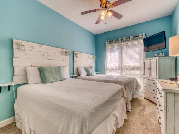 Gorgeous 3 Bedroom Coastal Home with Private & Shared Pools