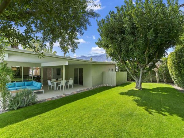 Palm Springs Home 1005678