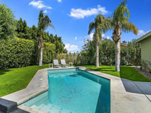 Palm Springs Home 1005678