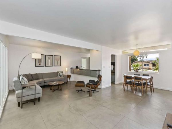 Palm Springs Home 1005678