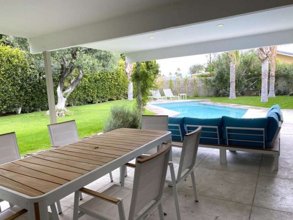 Palm Springs Home 1005678