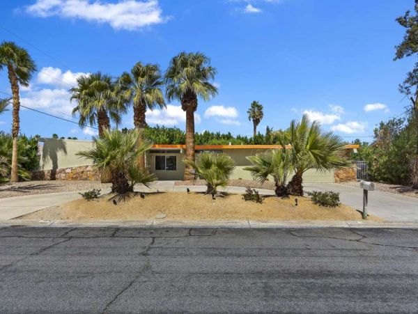 Palm Springs Home 1005678