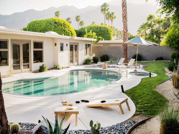 Palm Springs Home 1005681