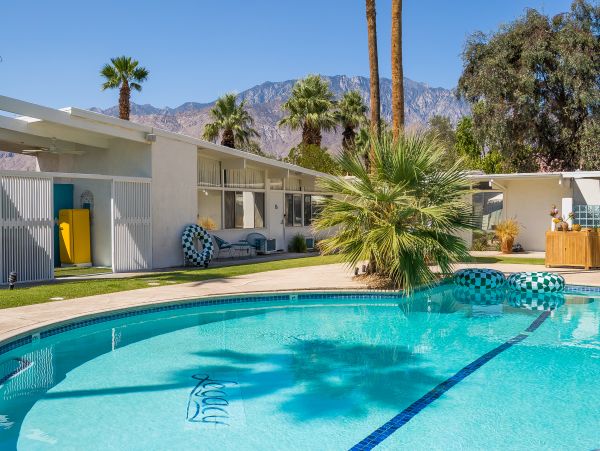 Palm Springs Home 1005682