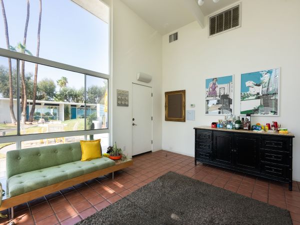 Palm Springs Home 1005686