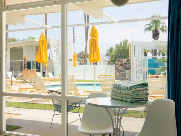 Palm Springs Home 1005688