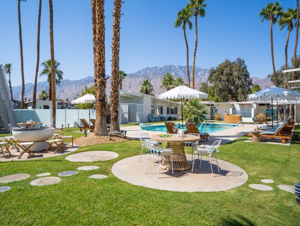 Palm Springs Home 1005697