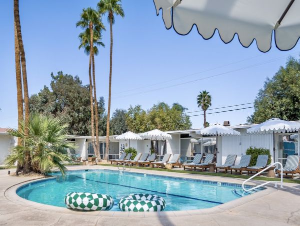 Palm Springs Home 1005698