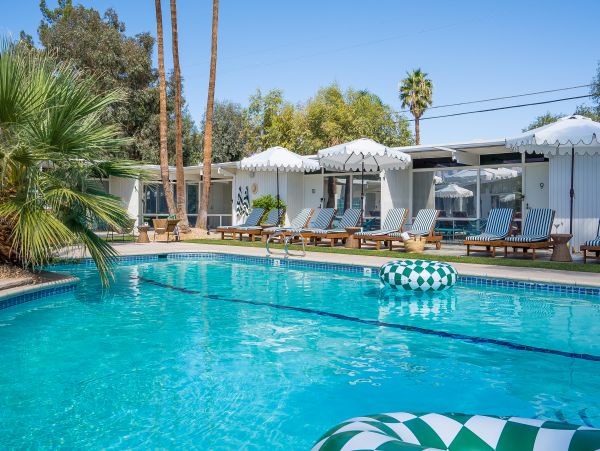 Palm Springs Home 1005700