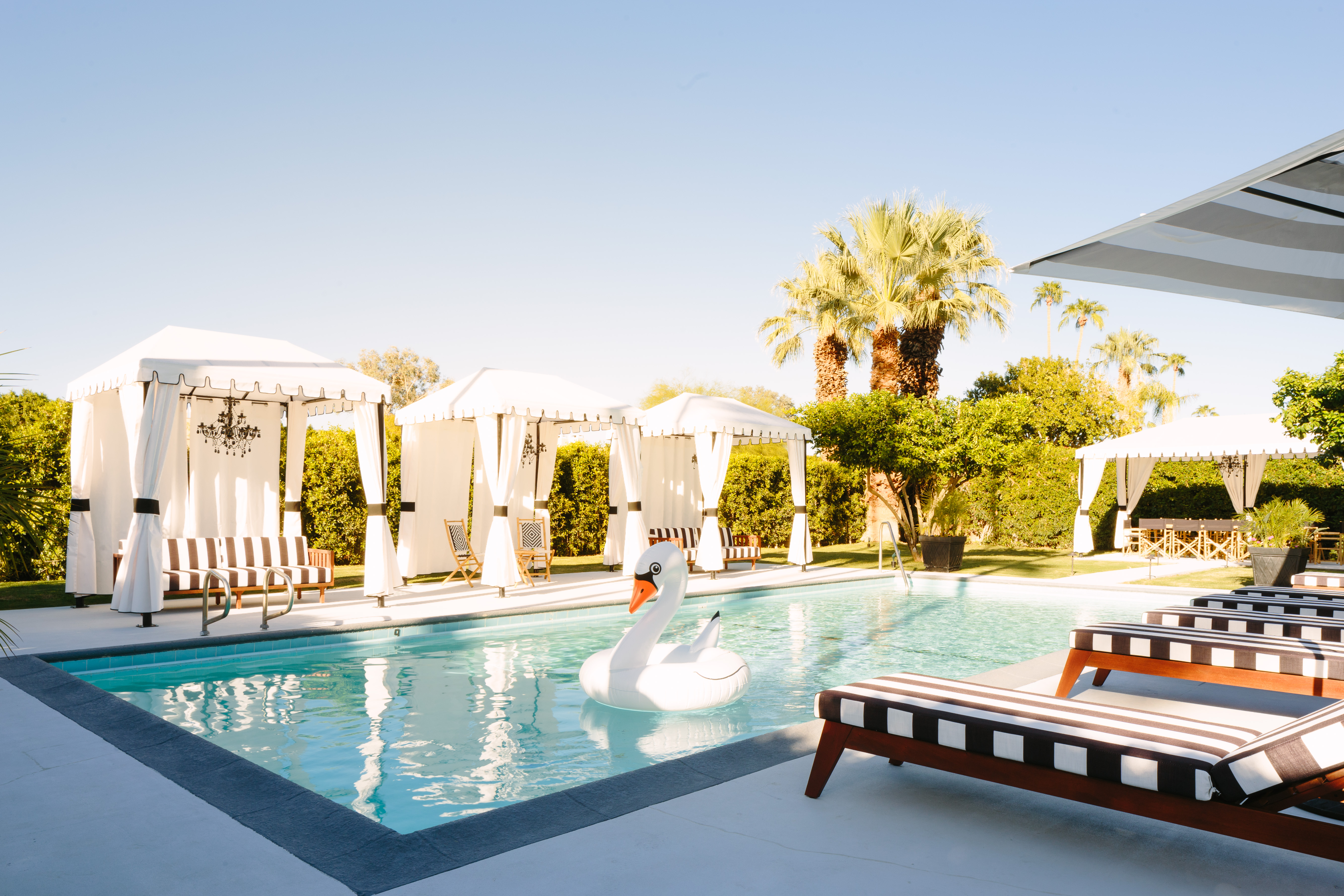 Palm Springs Home 1005702