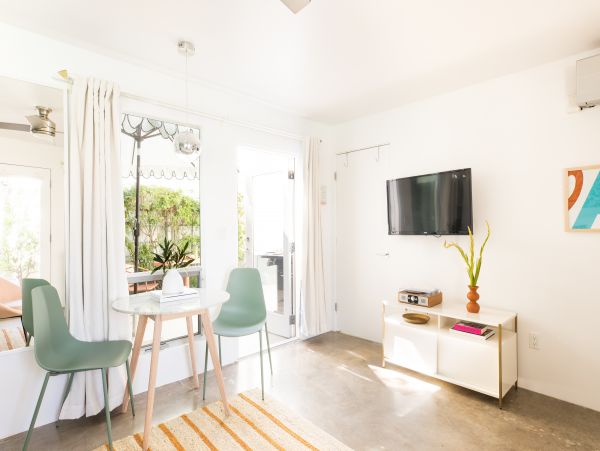 Palm Springs Home 1005708