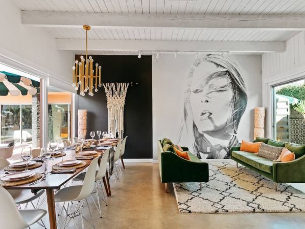 Palm Springs Nine Bedrooms Residence For Twenty Guests