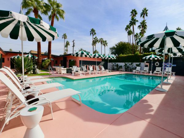 Palm Springs Nine Bedrooms Residence For Twenty Guests