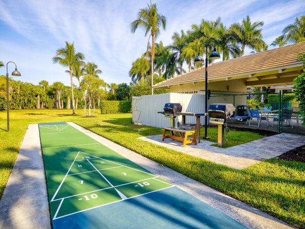 Direct Beachfront Penthouse in Sanibel with Exclusive Rooftop Deck