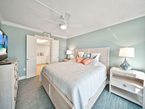 Direct Beachfront Penthouse in Sanibel with Exclusive Rooftop Deck
