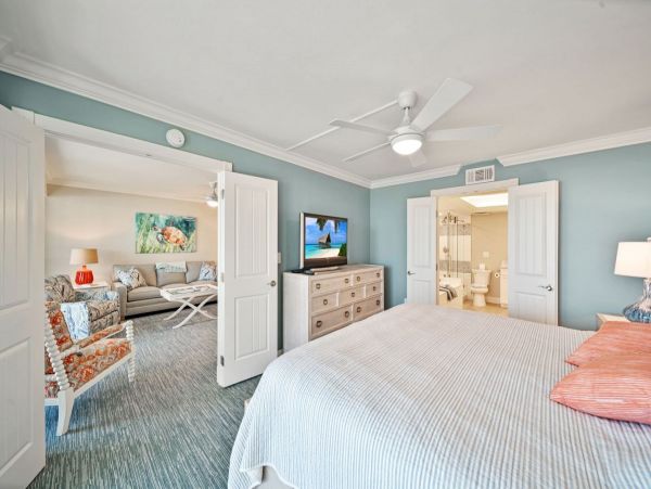 Direct Beachfront Penthouse in Sanibel with Exclusive Rooftop Deck