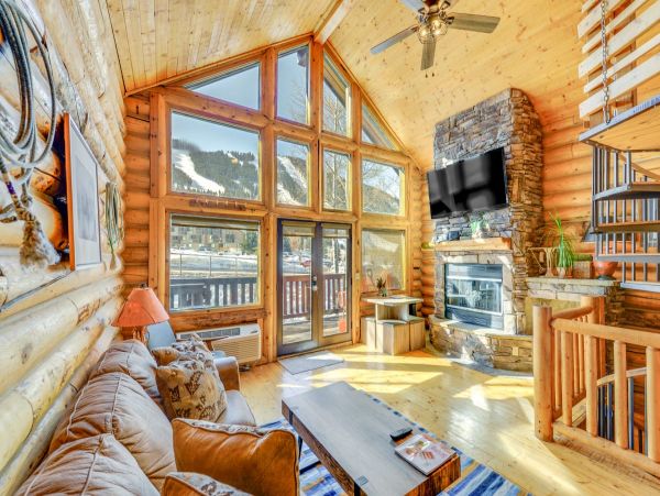Jackson Hole Cozy Vacation Condo with 2 Bedrooms