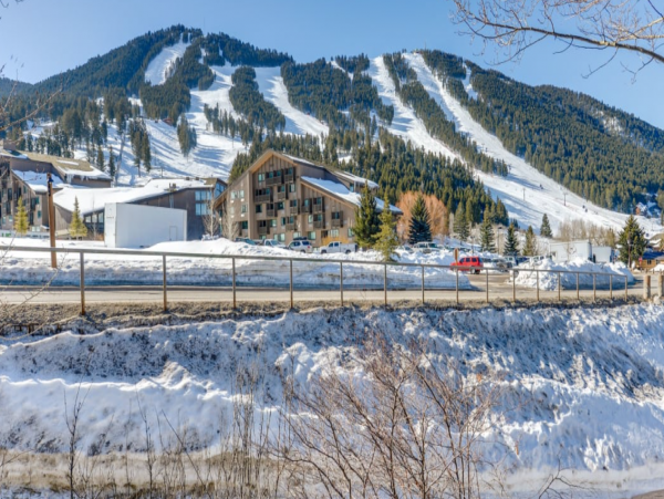 Jackson Hole Cozy Vacation Condo with 2 Bedrooms